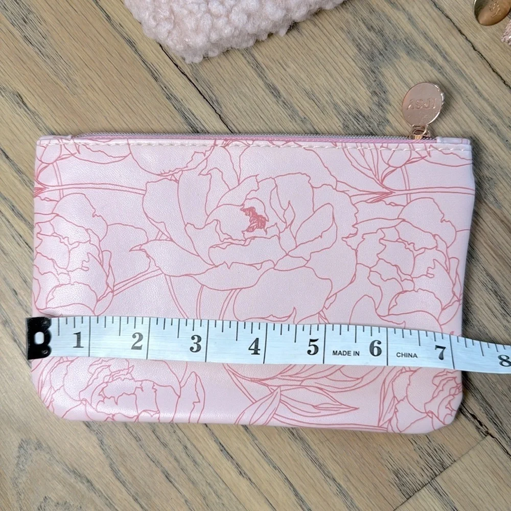 IPSY Set of Three Pink and Cream Pouches Never Used